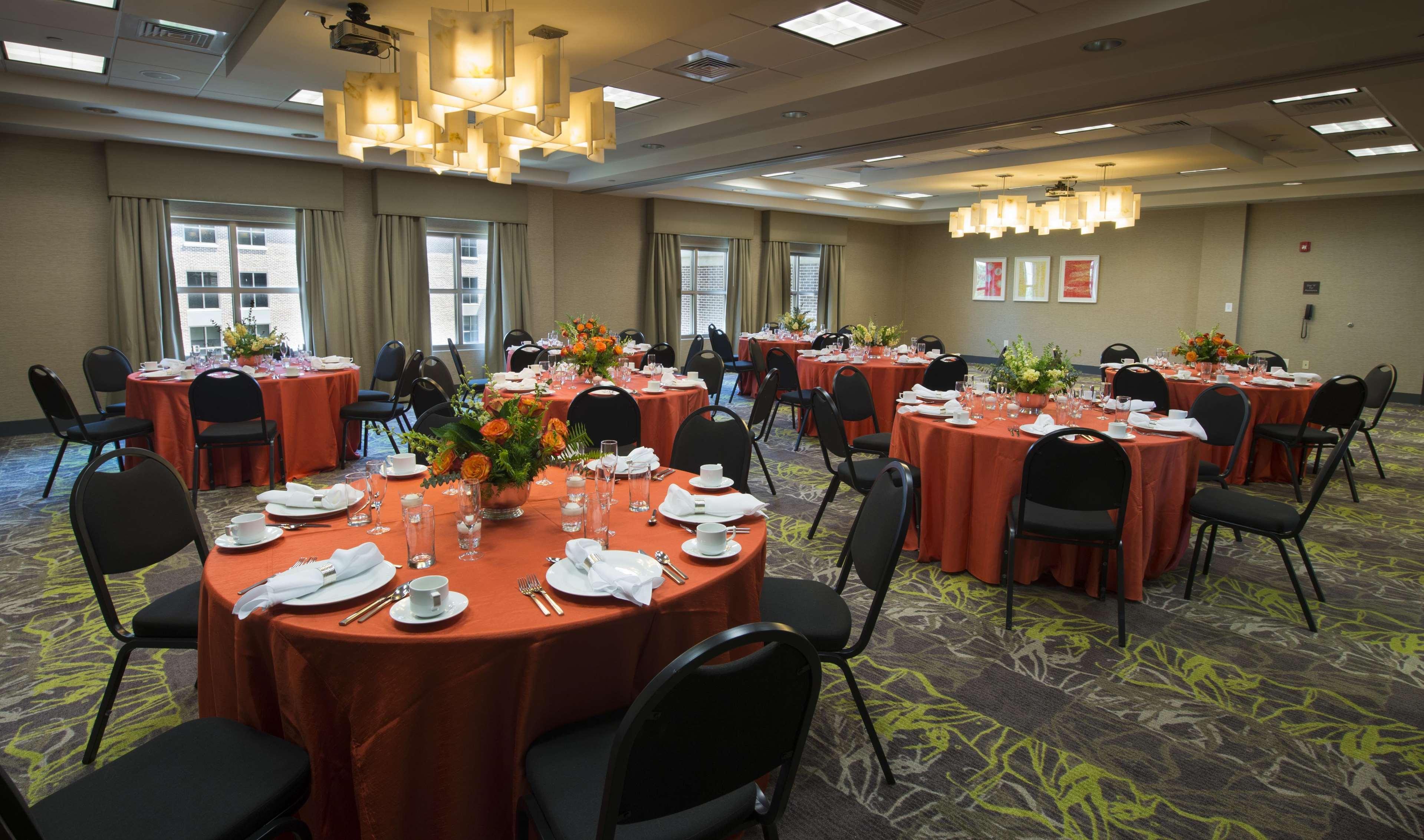 Hilton Garden Inn Charleston Waterfront/Downtown Exterior foto